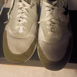 Nike Air Max Size 10.5