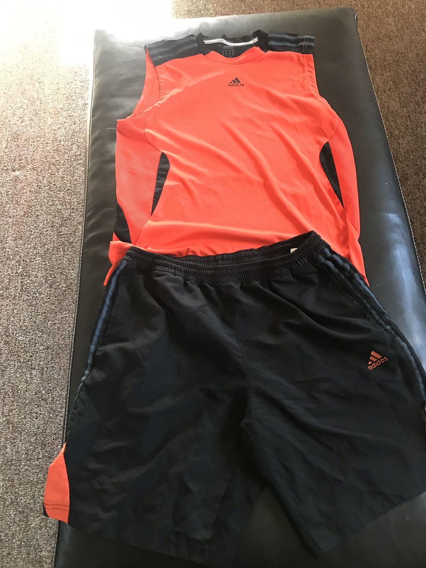 Men’s Adidas tank top and shorts size medium