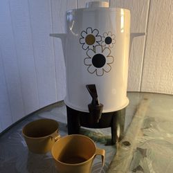1970 Vintage Poly Perk Perculator With 2 Cups