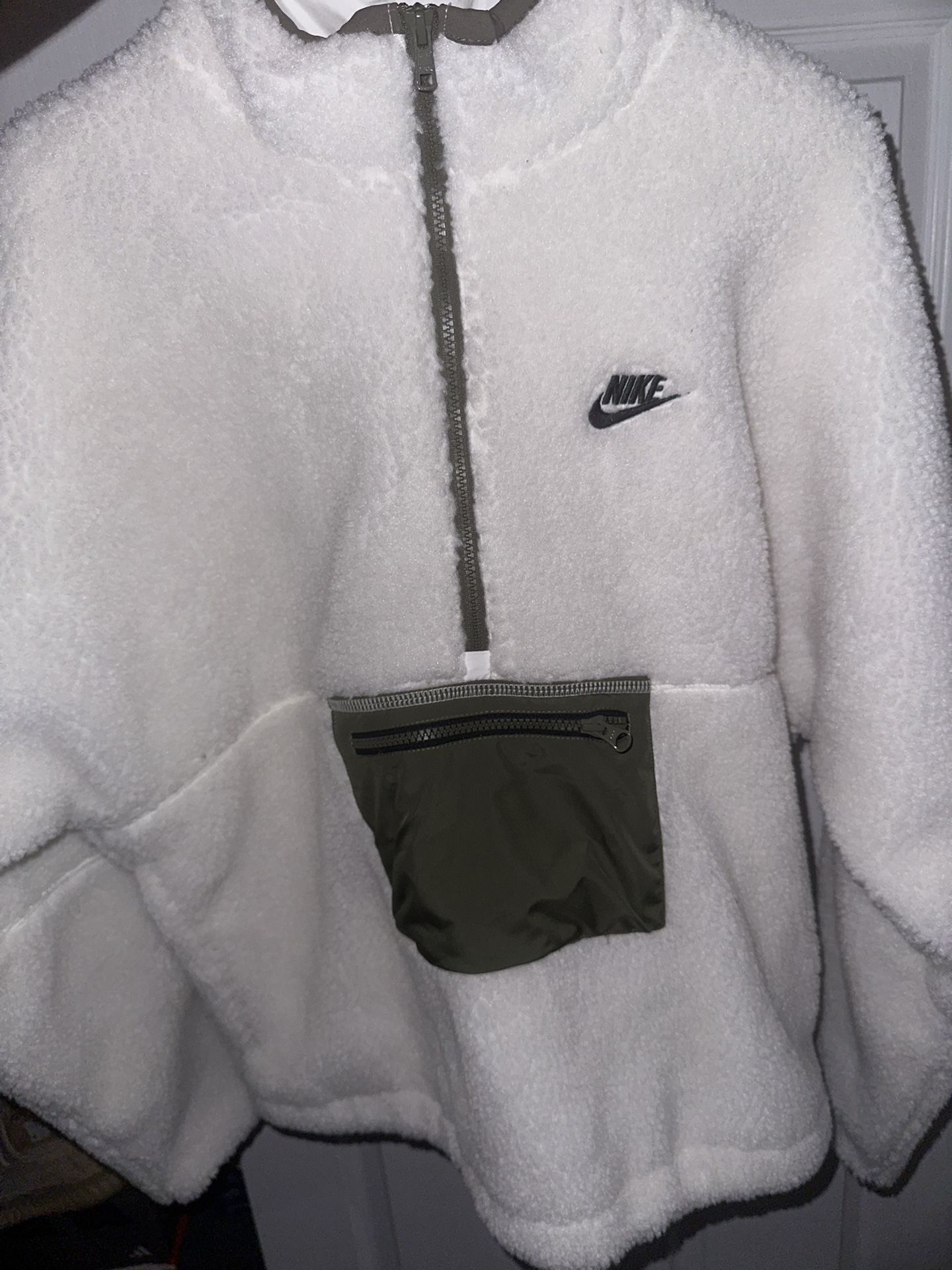 Nike Sweater