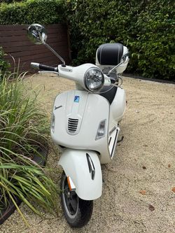 2013 Vespa GTS 300