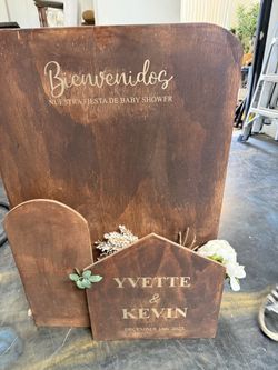 Wood Welcome Sign