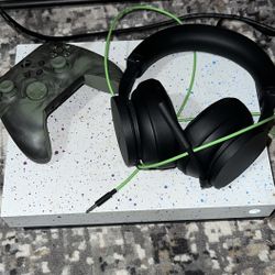 XBOX ONE S WITH ACCESSORIES FOR SALE !!