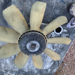 Water Pump, Fan, Shroud And Radiator From 2001 Sierra