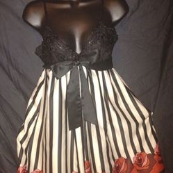 Women's Dress Pretty Little Thing 