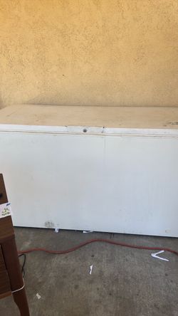 Large White Chest Freezer