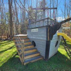 Pirate Ship Play Ground