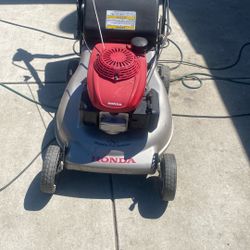 HONDA Self Propelled Blade Contral Good Condition 