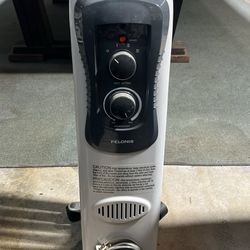 Electric space heater Barely Used 