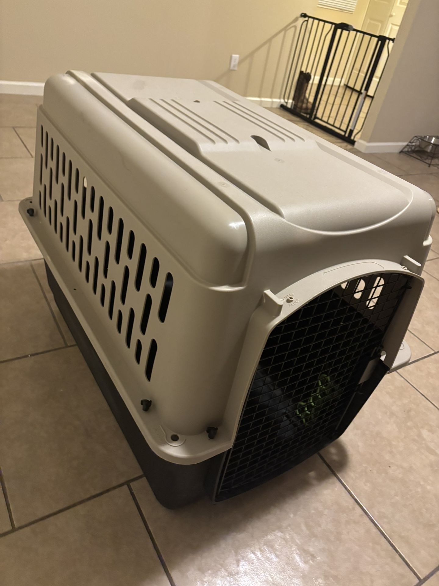 Large Dog Transport Kennel
