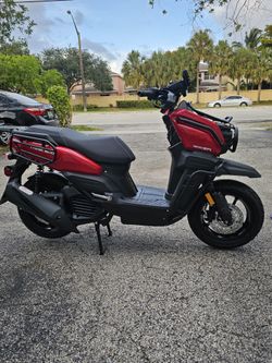 Scooter Vitacci Tank 200