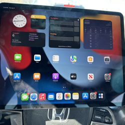 iPad Pro 12.9 3rd Gen 64gb Cellular 