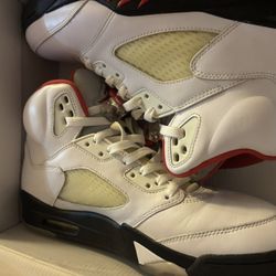 Jordan 5 Retro Fire Red (silver tongue)