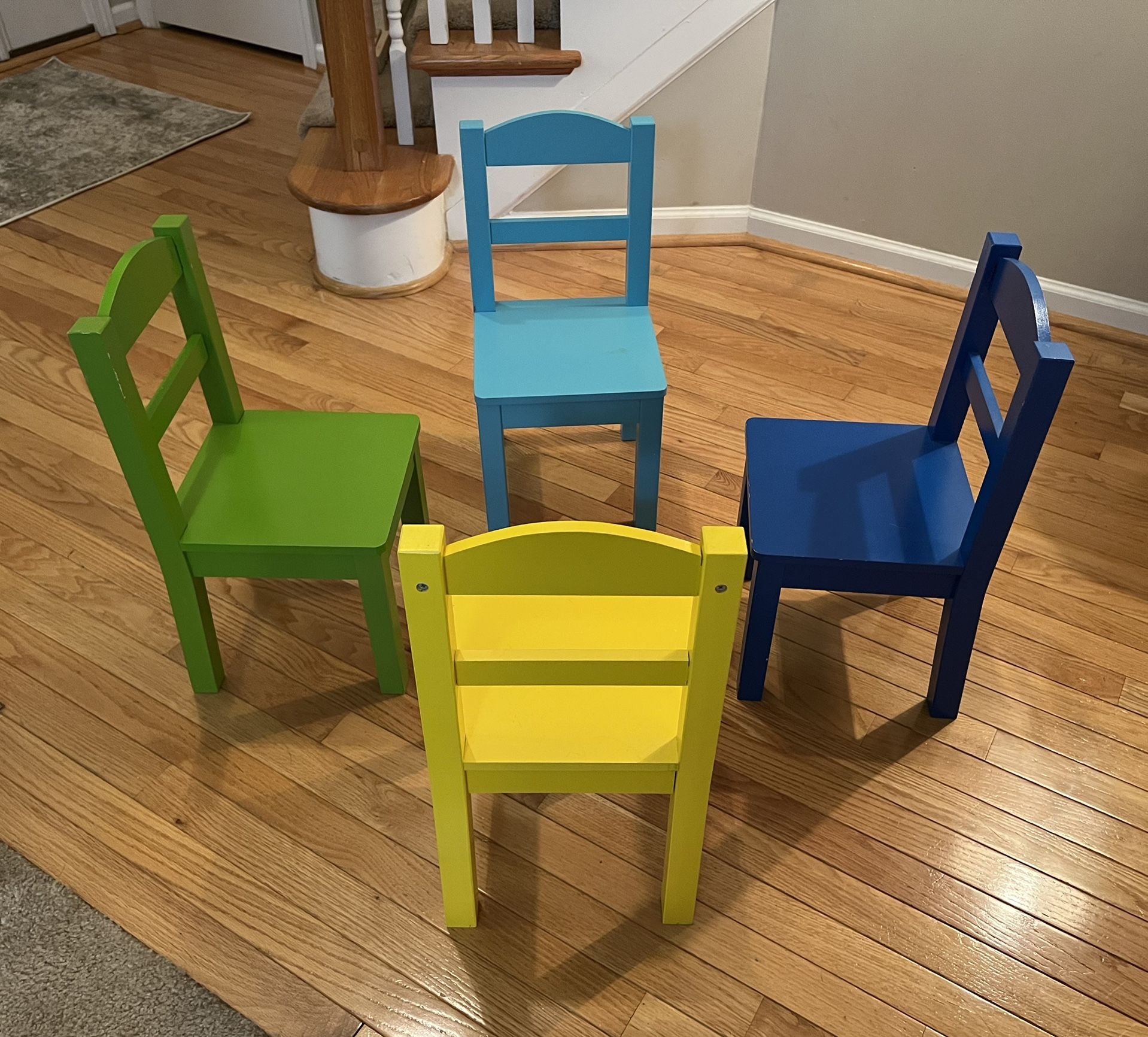 4 Chairs For Child’s Table