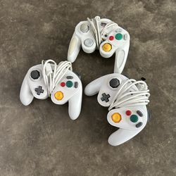 Nintendo GameCube Controllers