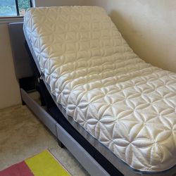 Twin XL Tempur-Pedic Adjustable Bed