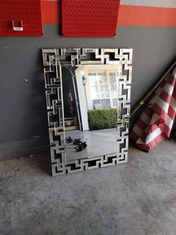 Classic Rectangle Framed Silver Beveled Glass Vanity Decorative Mirror