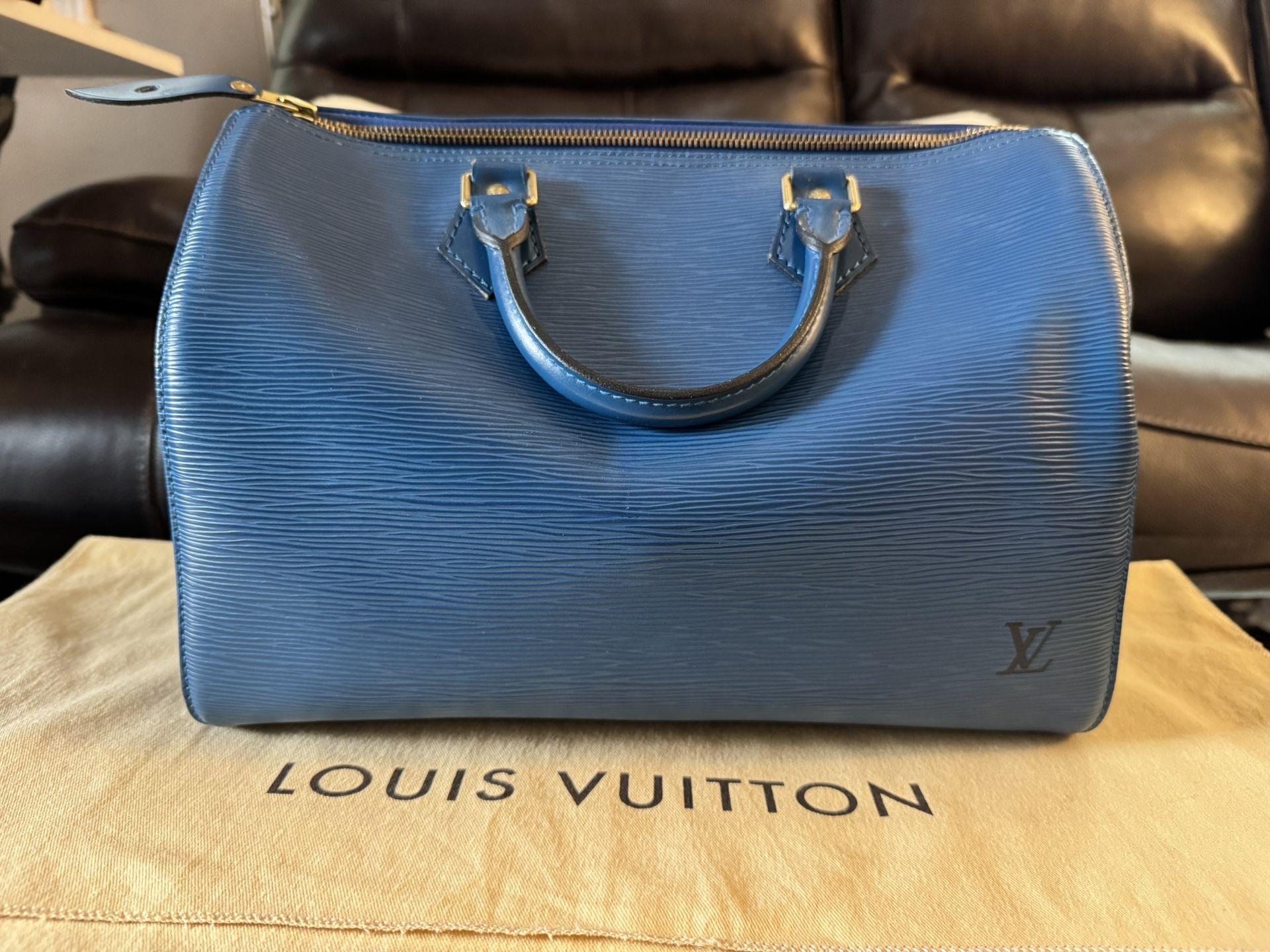 Authentic Rare Vintage Louis Vuitton Blue Epi Speedy 30 Excellent Condition