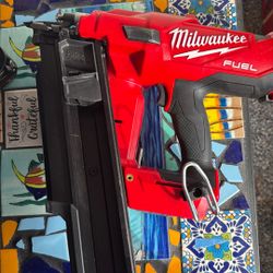 Milwaukee Framing Nailer 21