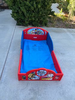 Toddler bed $25