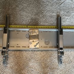 TV WALL MOUNT 