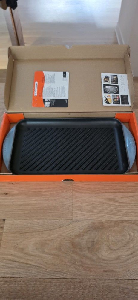 Le Creuset Grill Extra Large Brand New