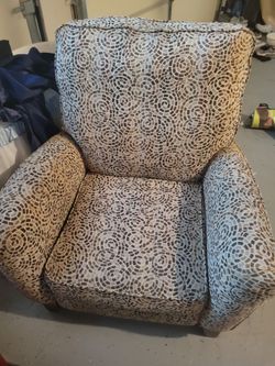 Push Back Recliner Chair