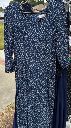 Casual Dress by Jonathan Martin