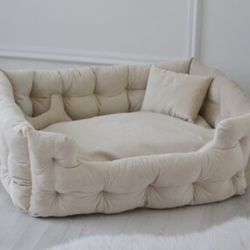 Luxury Dog Bed (Cream/ Beige) BRAND NEW STILL IN BOX
