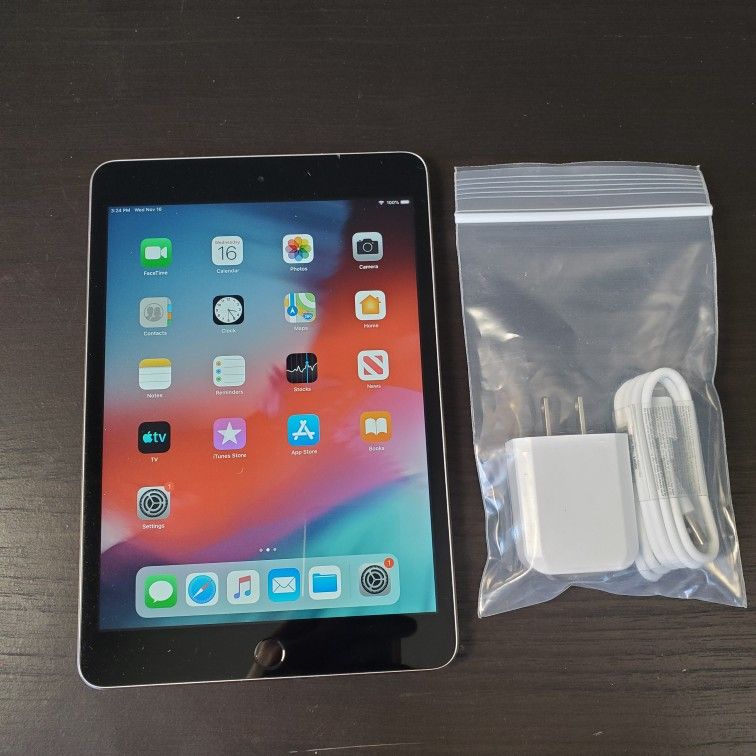 Apple iPad Mini 3 - Wifi - Like New