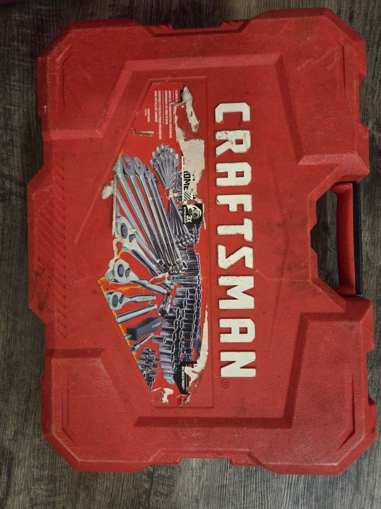 Craftsman Wrench And Socket Set