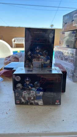 Topps signature class football 25/26