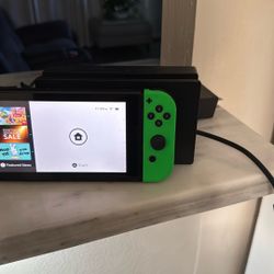 Nintendo Switch 