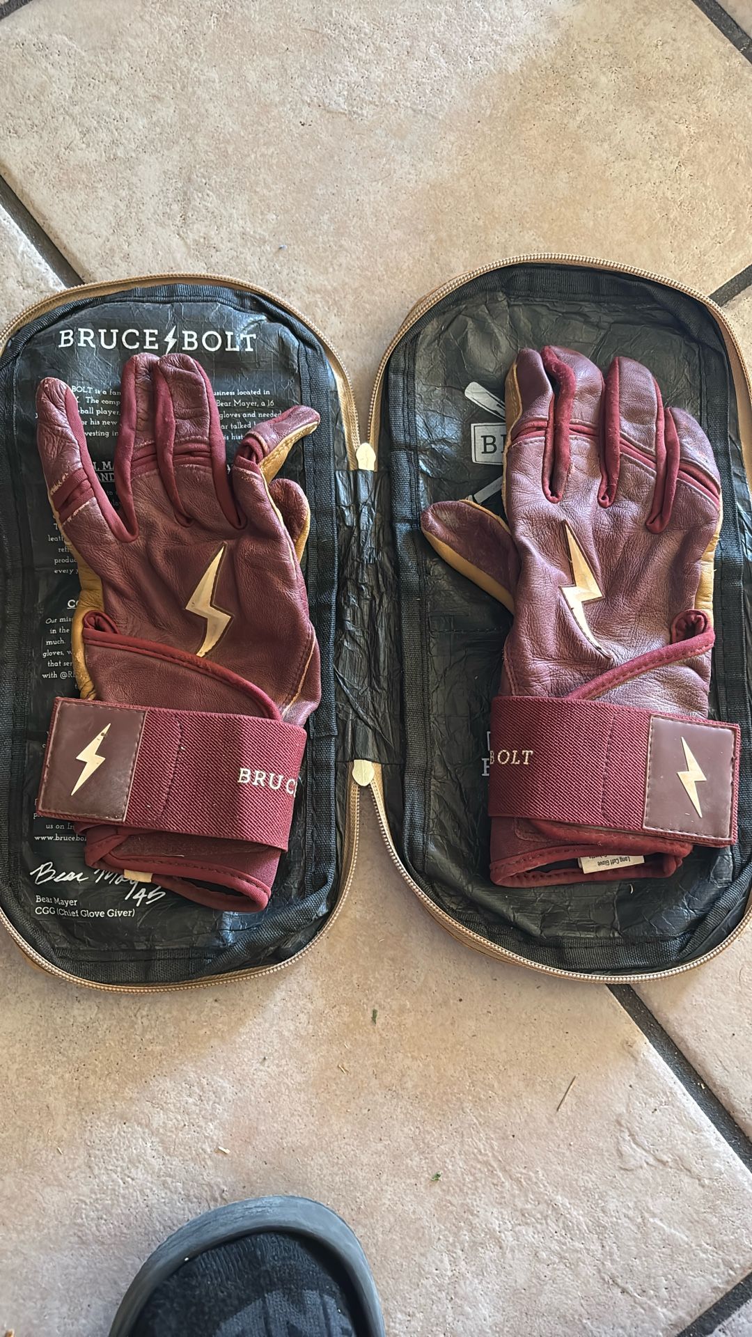 Bruce bolts medium