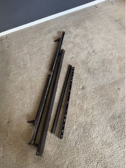 King frame and 2 twin box springs