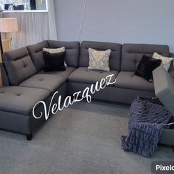 ✅️✅️3 pc black linen like fabric sectional sofa  chaise and storage ottoman✅️✅️