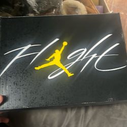 Yellow Thunders 