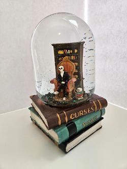 Snow Globe, Ding Dong the Wicked Witch is Dead. Curses,potions & Spooky Spells.