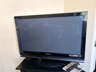 Panasonic Viera Flat Screen TV with Remote