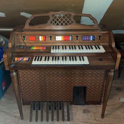 Organ -Kimball - still works 