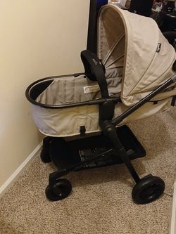 Evenflo  Pivot NXT Travel System stroller