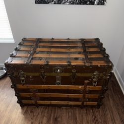 Wooden Chest Vintage 