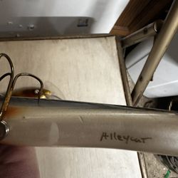 Original Alley Cat Musky Lures