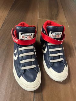 Boys Converse All-stars  Size 1