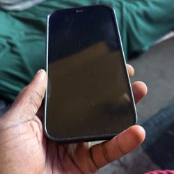 iphone 12 with Tiktok and capcut 
