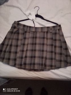 Gray Plaid Pleated Mini Skirt with Tags