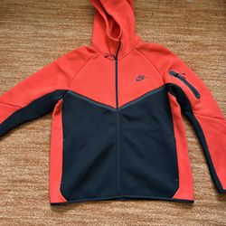 nike tech red and black 