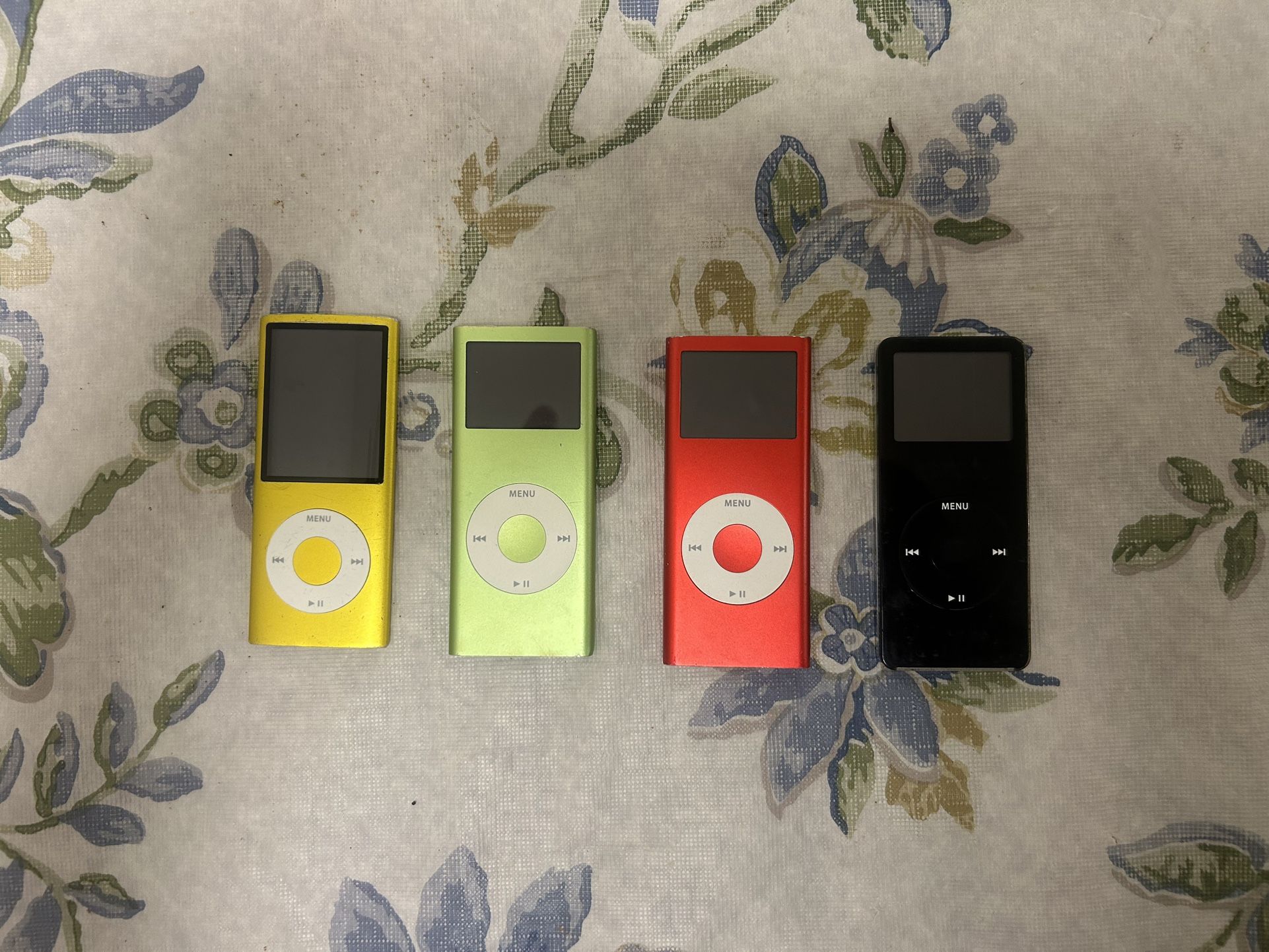 Apple iPod Nanos