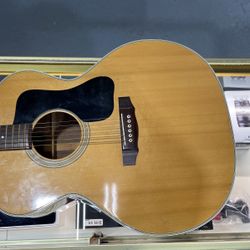 BEAUTIFUL GUITARS AT CC COINS TAKAMINE F-365 