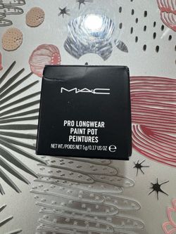 MAC Pro Longwear Paint Pot